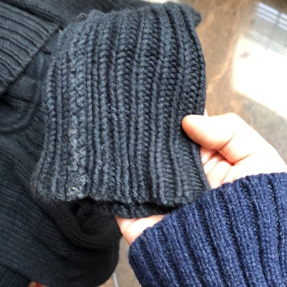 Sweater - Picture 6 of 8